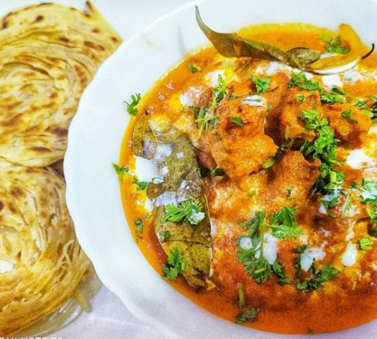 Laccha Paratha Chicken Butter Masala