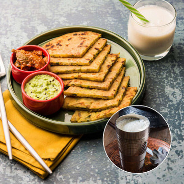 Masaledar Aloo Paratha Lassi