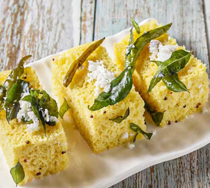 Dhokla [2Pcs]