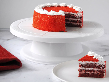 Regal Red Velvet Cake-Ei