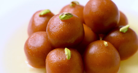 Gulab Jamun Big [1Pcs]