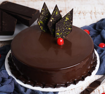 Chocolate Truffle Eggless Cake (1 Pound)