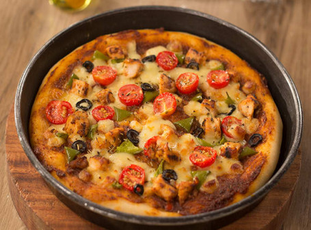 Chicken Supreme Pizza (Medium Size)