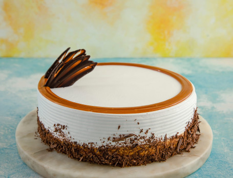 750 Gm Caramel Delight Cake