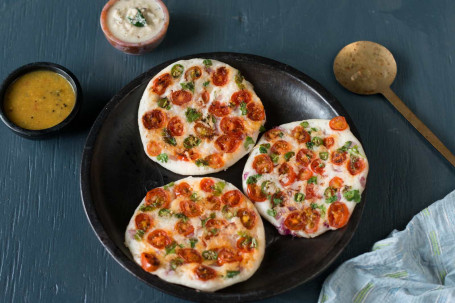 Peri Peri Tomato Onion Uttapam With Cheese