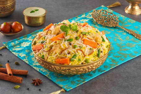 Subz E Biryani [Veg Dum Biryani Voor 2 Personen]