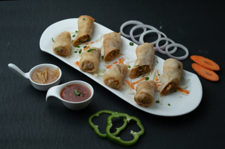 Special Veg. Spring Roll (8 Pcs)