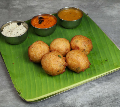 Mysore Bonda (5 Pcs)