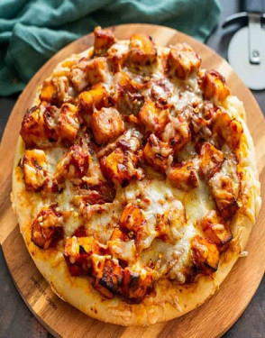 The 8 Bbq Paneer Pizza