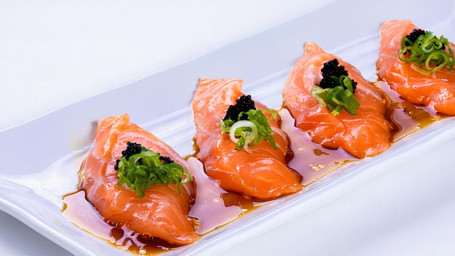 (G052) Salmon Truffle Sauce Sashimi