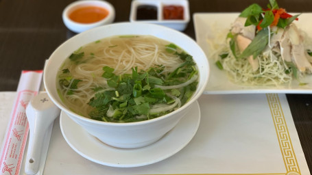 16. Pho Goi Ga