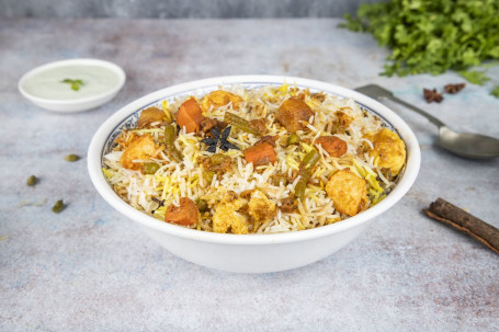 Lucknowi Veg Dum Biryani (Voor 1 Persoon)