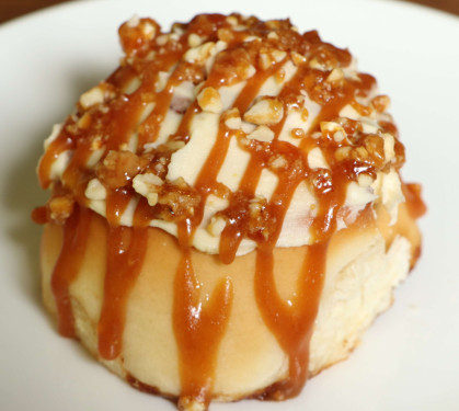 Caramel Cinnamon Roll