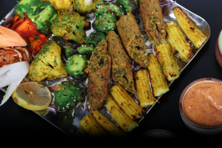 Desi Veggie Platter