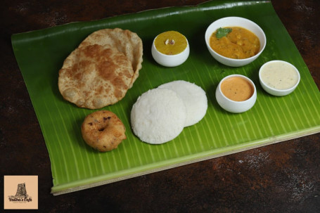 Poori Idly Vada Combo