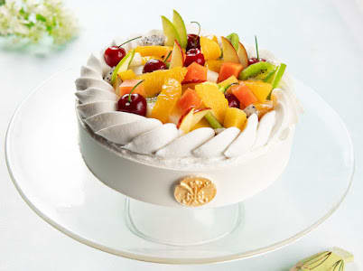 Fresh Fruit Gateau