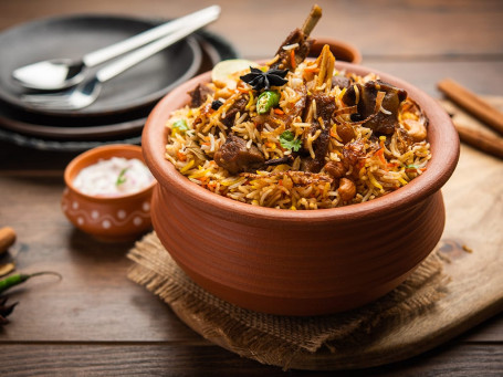 Mutton Biryani 1000Ml) Premium Pack)