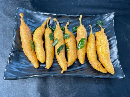 Mirapakaya Bajji (8 Nos) (Order Side Dish Separate)