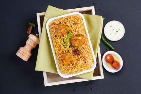 Hyderabadi Dum Kip Biryani (Zonder Been) Met Gulab Jamun (2 Stuks) Combo