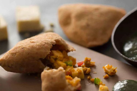 Kadai Paneer Samosa (3 Pcs)