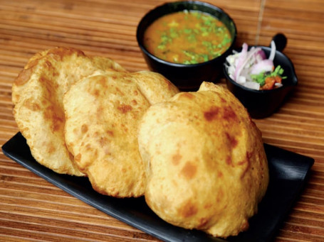 Poori Sabji (3Pcs)