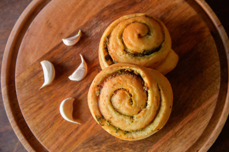 Garlic Butter Bread Rolls