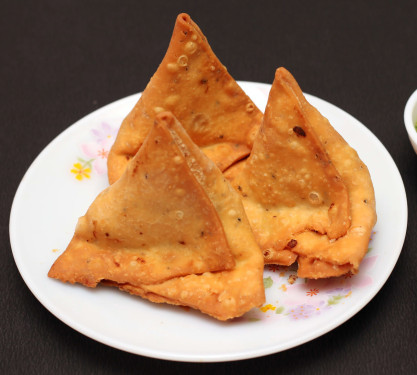 Punjabi Samosa (1 Pc)