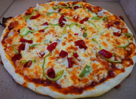 Indian Masala Sizzling Pizza