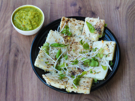 Idda (White Dhokla)