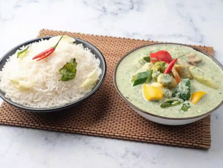 Healthy Green Thai Curry Rice Meal