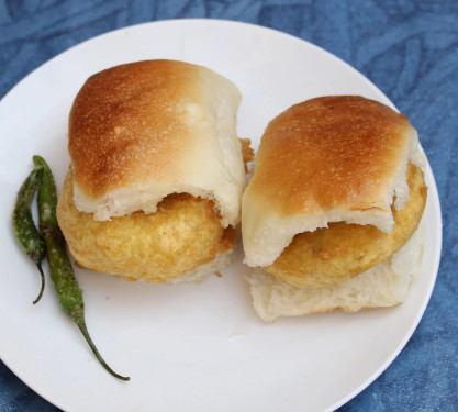 Schezwan Chilly Vada Pav