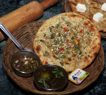 Cheese Masala Kulcha (Jain)