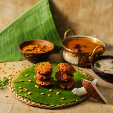 Dal Vada (6 Pcs)