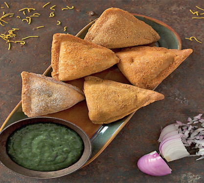 Bole To Special Samosa Pav