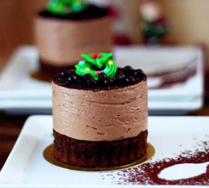 Xmas Special Mini Truflle Cake (250 Gms)