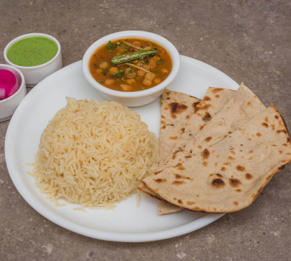 Chana Masala With Rice Roti