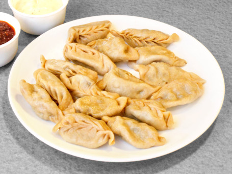 Mushroom Dumplings (8 Pcs)