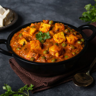 Matar Paneer (Voor 1-2 Personen)