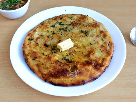 Aloo Kulcha (1 Pc)