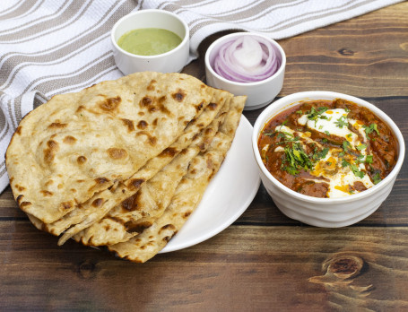 Kadahi Paneer With 4 Roti