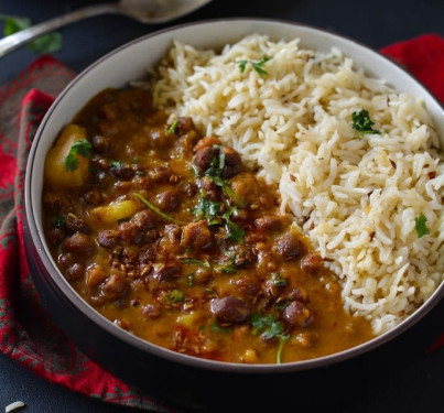 Kala Chana With Chawal