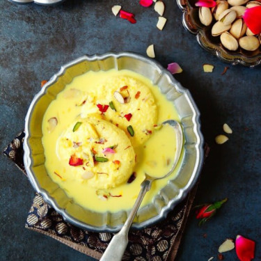 Kesar Rasmalai(1 Piece)