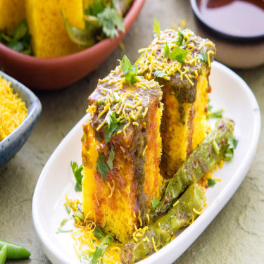 Khaman Dhokla 100 Gms