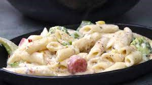 White Sauce Pasta (Fruits)