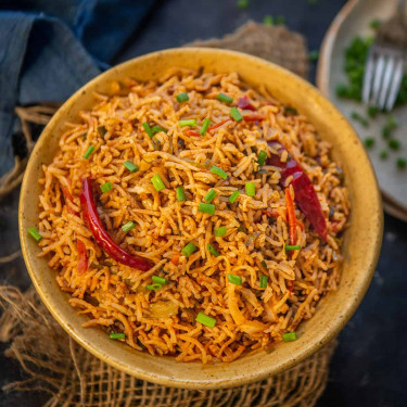 Chicken Garlic Fried Rice (450Ml)