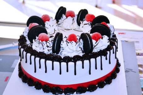 Oreo Forest Cake 900Gms