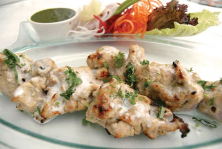 Murgh Makhmali Tikka (6Pcs)