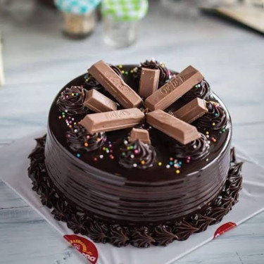 Eggless Chocolate Kitkat Cake [500Gms]