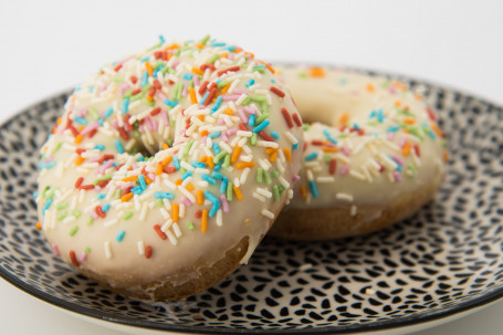 Donut Glaseado De Chocolate Blanco