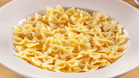 Kinderpasta Met Boter En Parmezaanse Kaas